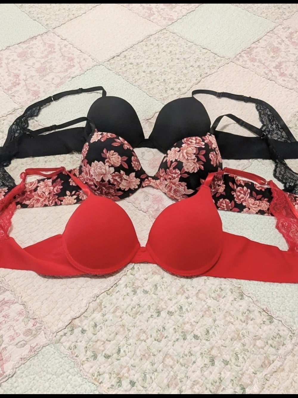 Marilyn Monroe Red, Black & Floral Push-Up Bra Set